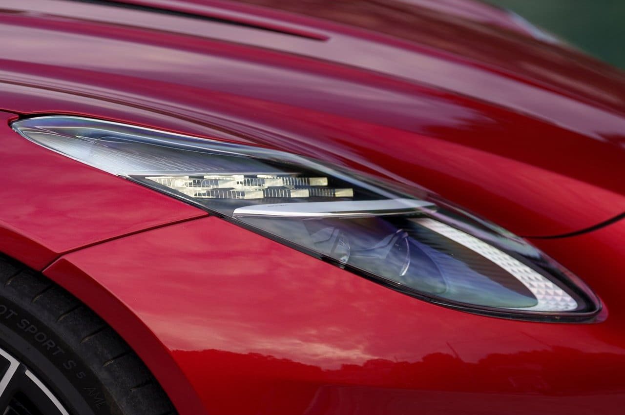 2024 - ASTON MARTIN DB12 HYPER RED, foto 200