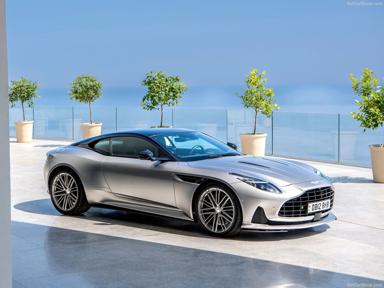 2024 - ASTON MARTIN DB12 SATIN ALUMINITE SILVER, foto 2