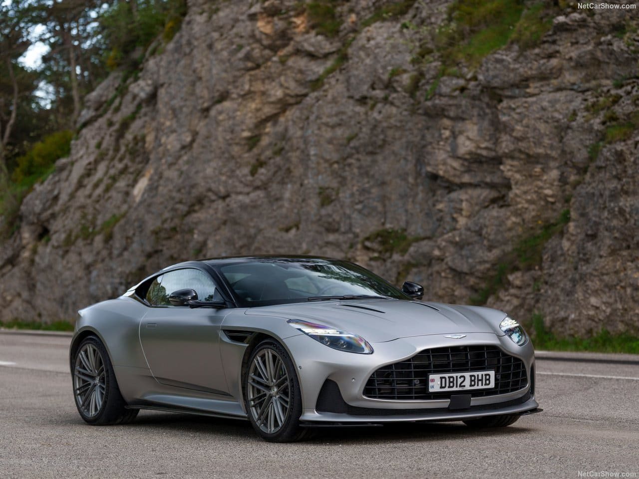 2024 - ASTON MARTIN DB12 SATIN ALUMINITE SILVER, foto 16