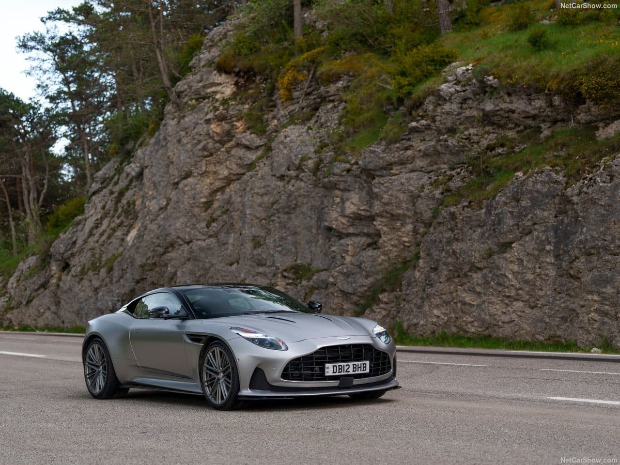 2024 - ASTON MARTIN DB12 SATIN ALUMINITE SILVER, foto 17