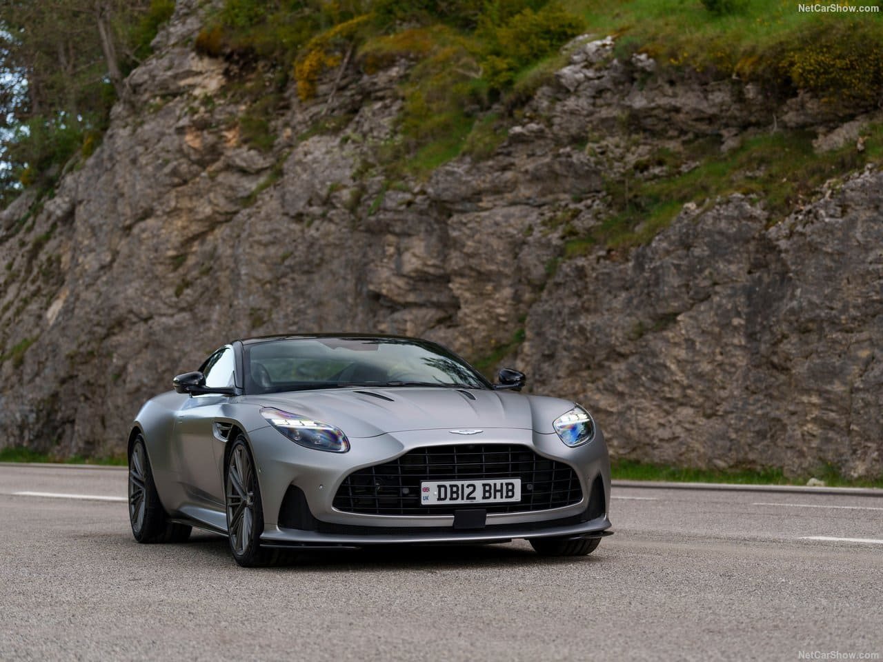 2024 - ASTON MARTIN DB12 SATIN ALUMINITE SILVER, foto 20