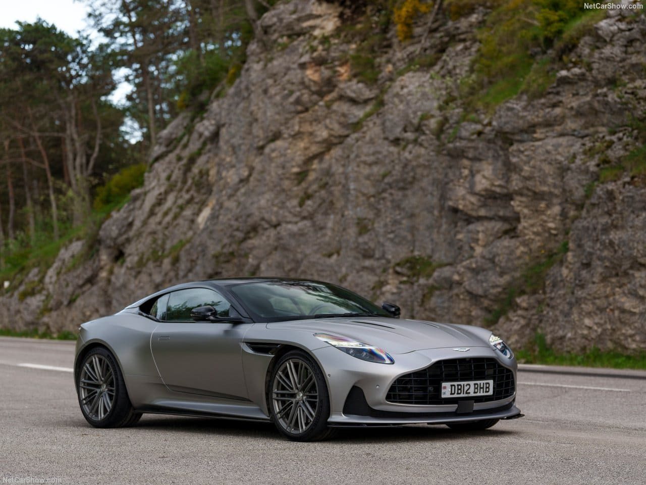 2024 - ASTON MARTIN DB12 SATIN ALUMINITE SILVER, foto 23
