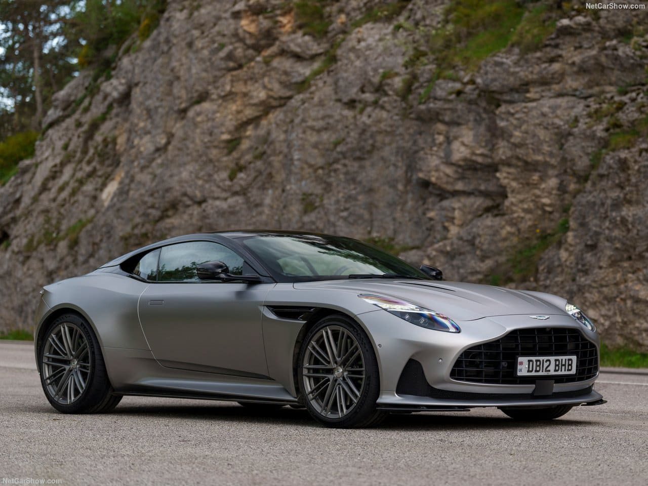 2024 - ASTON MARTIN DB12 SATIN ALUMINITE SILVER, foto 24