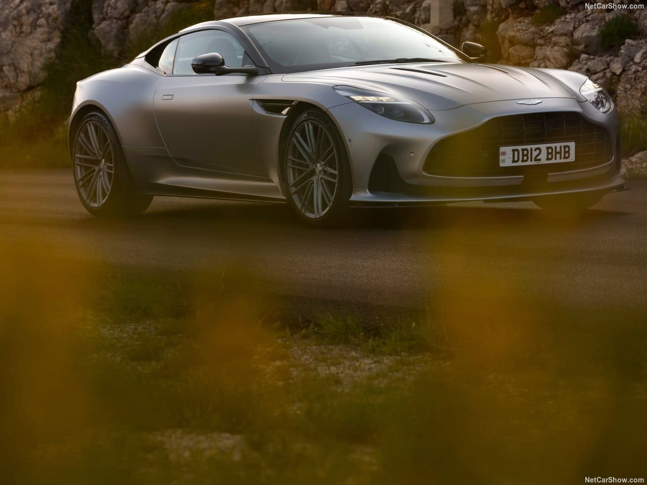 2024 - ASTON MARTIN DB12 SATIN ALUMINITE SILVER, foto 26