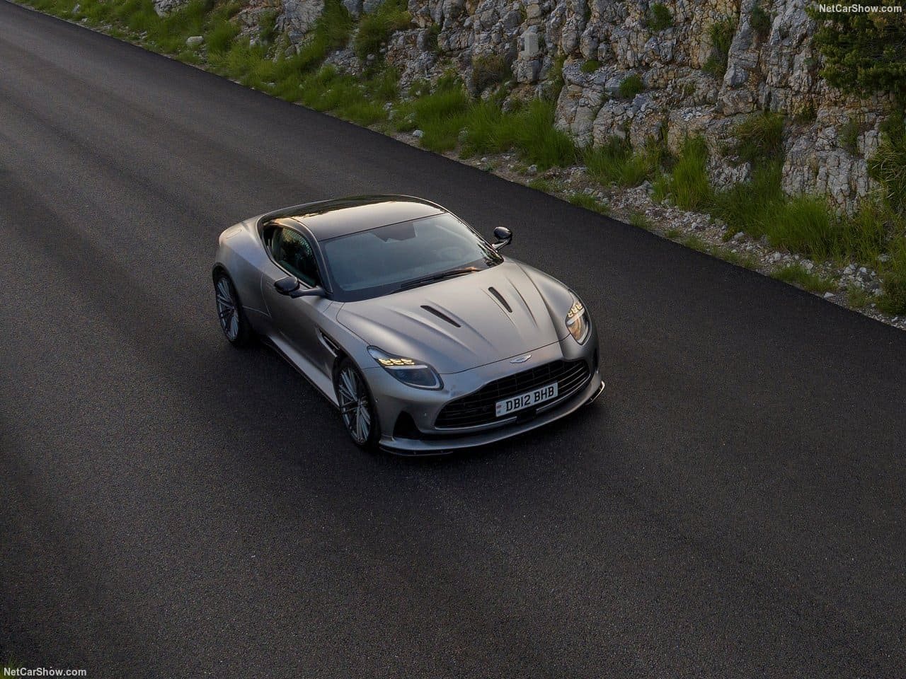 2024 - ASTON MARTIN DB12 SATIN ALUMINITE SILVER, foto 28