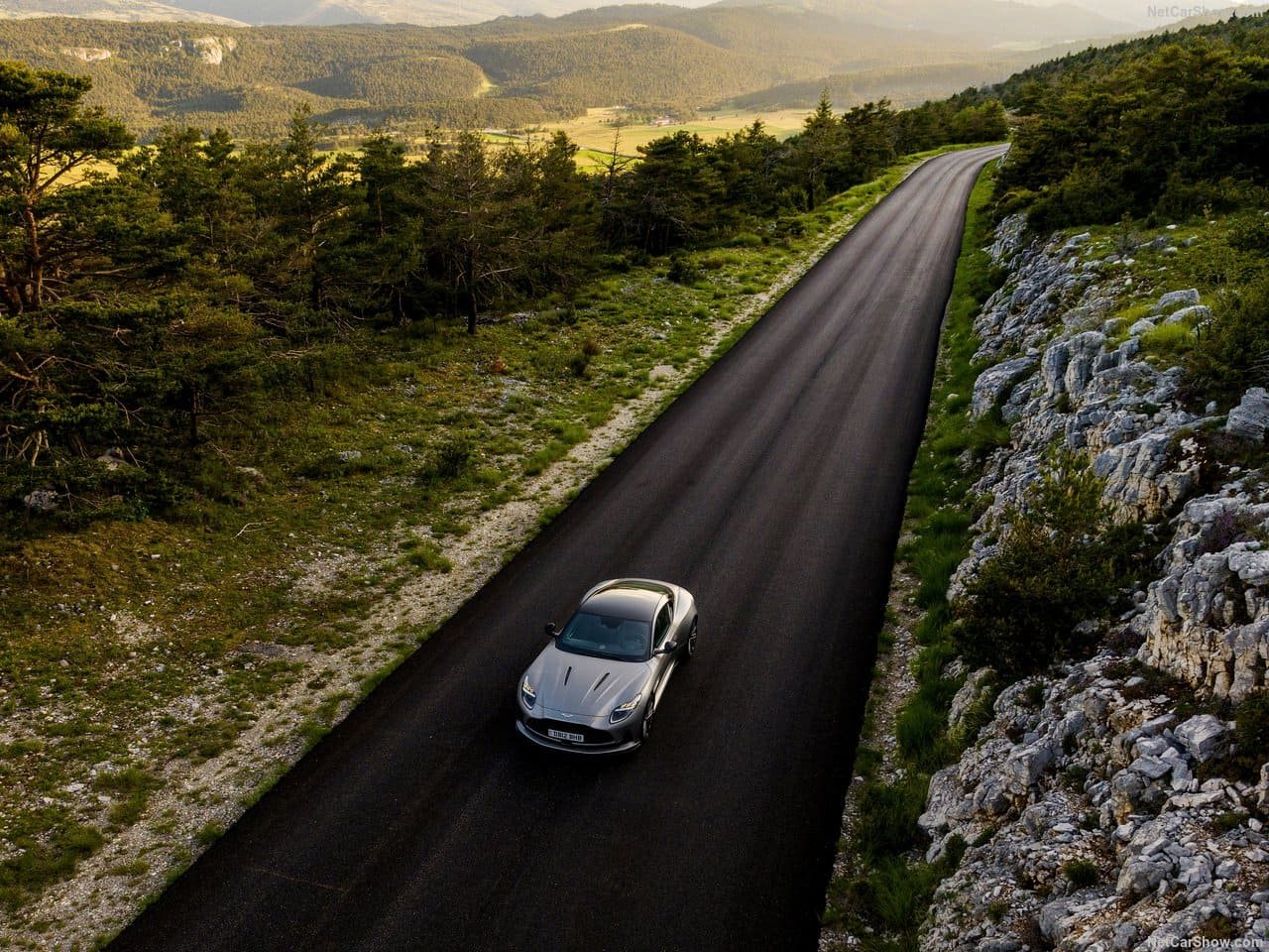 2024 - ASTON MARTIN DB12 SATIN ALUMINITE SILVER, foto 37