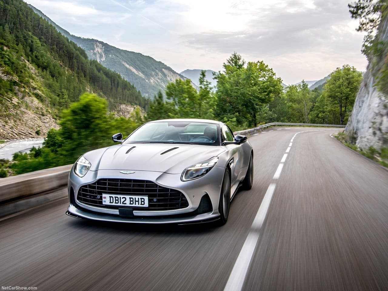 2024 - ASTON MARTIN DB12 SATIN ALUMINITE SILVER, foto 40