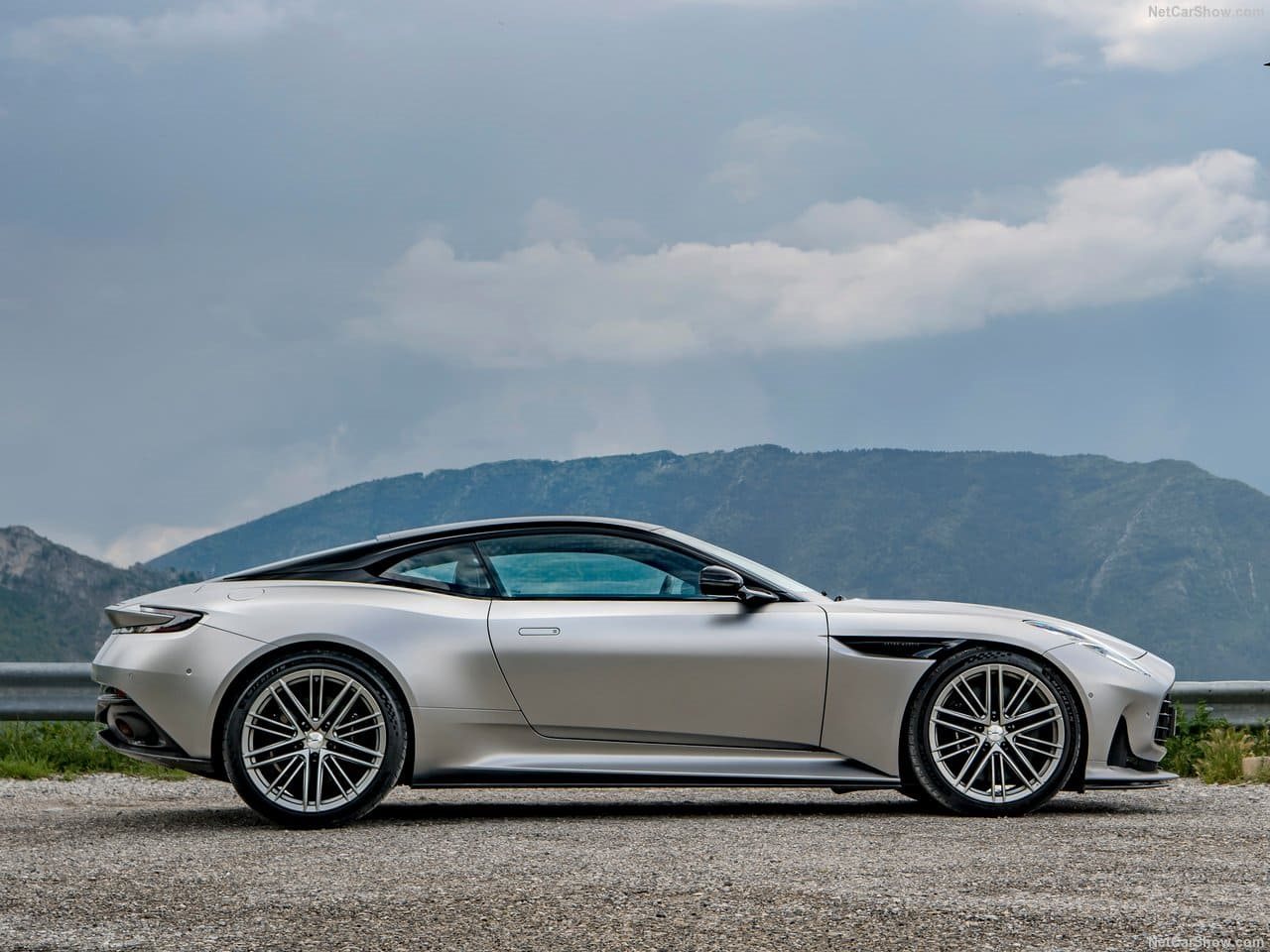 2024 - ASTON MARTIN DB12 SATIN ALUMINITE SILVER, foto 67