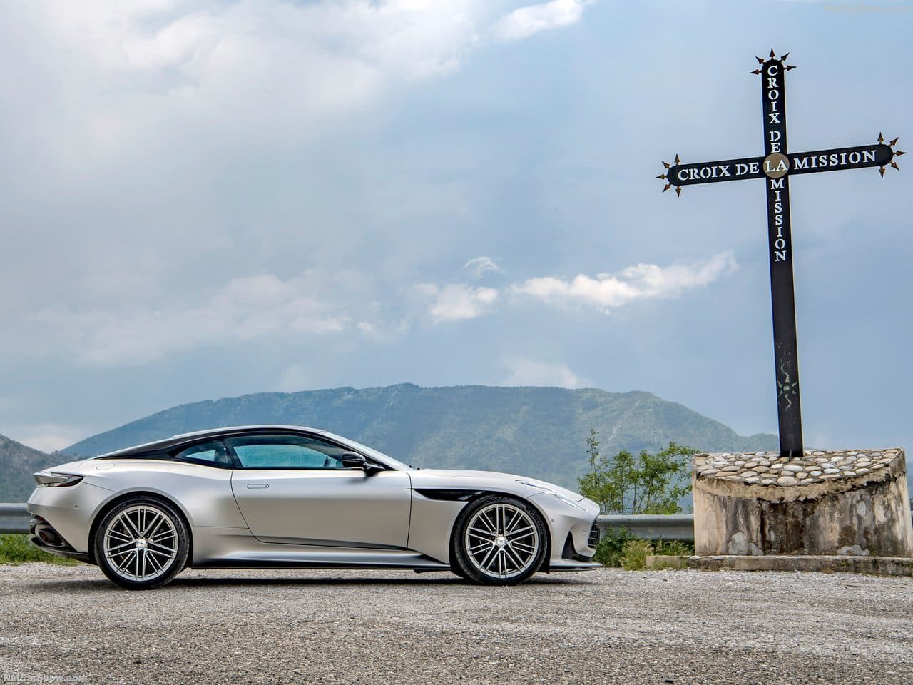 2024 - ASTON MARTIN DB12 SATIN ALUMINITE SILVER, foto 69
