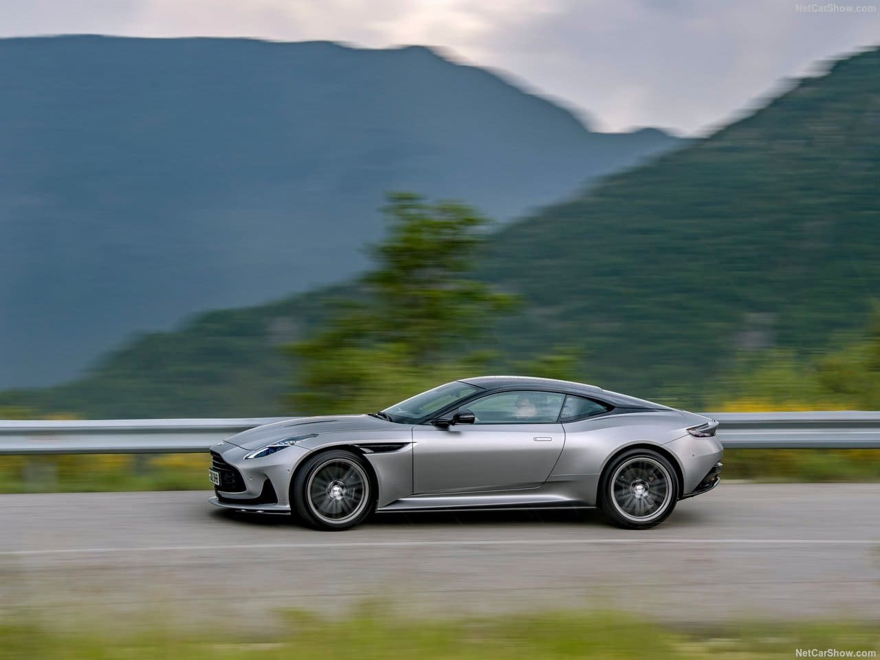2024 - ASTON MARTIN DB12 SATIN ALUMINITE SILVER, foto 72