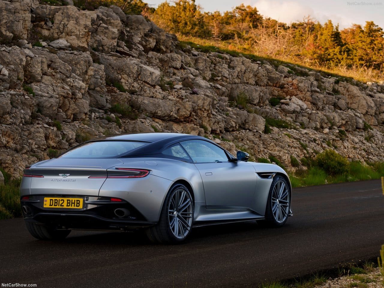 2024 - ASTON MARTIN DB12 SATIN ALUMINITE SILVER, foto 82