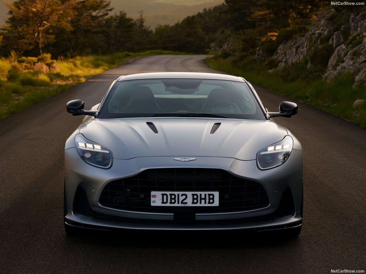 2024 - ASTON MARTIN DB12 SATIN ALUMINITE SILVER, foto 92