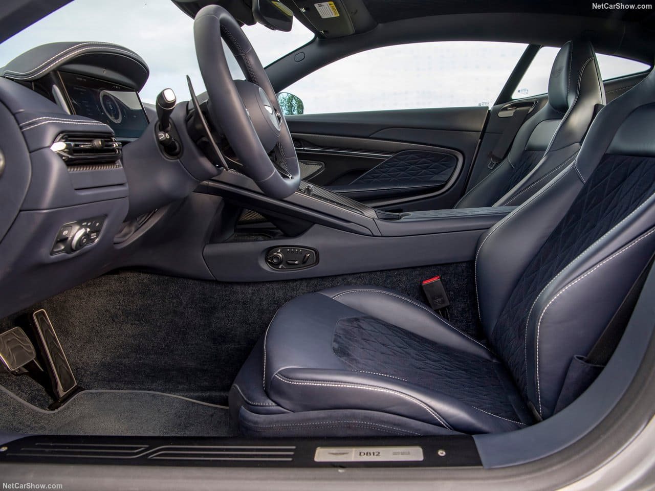 2024 - ASTON MARTIN DB12 SATIN ALUMINITE SILVER, foto 106