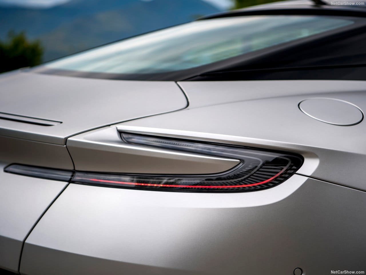 2024 - ASTON MARTIN DB12 SATIN ALUMINITE SILVER, foto 111