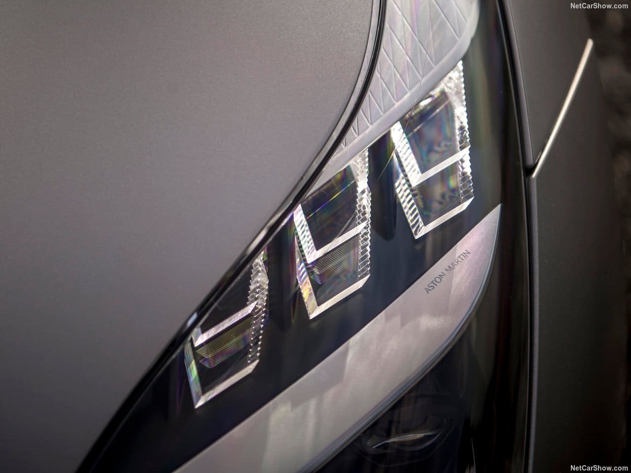 2024 - ASTON MARTIN DB12 SATIN ALUMINITE SILVER, foto 115