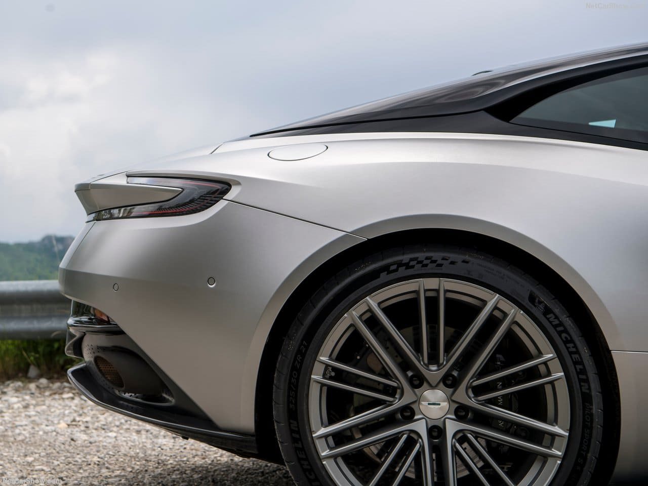 2024 - ASTON MARTIN DB12 SATIN ALUMINITE SILVER, foto 124