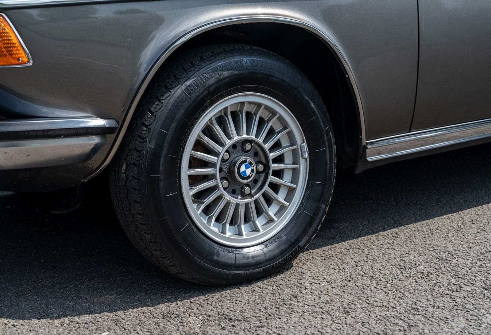 BMW 3.3 L SEDAN, foto 10