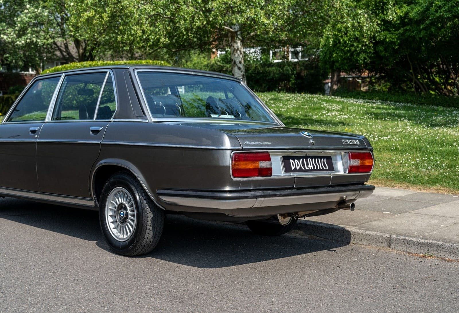 BMW 3.3 L SEDAN, foto 13