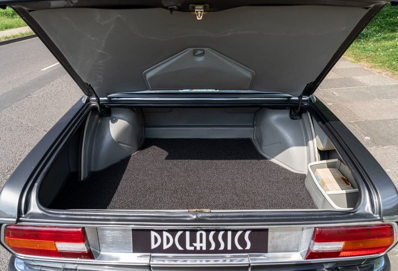 BMW 3.3 L SEDAN, foto 27
