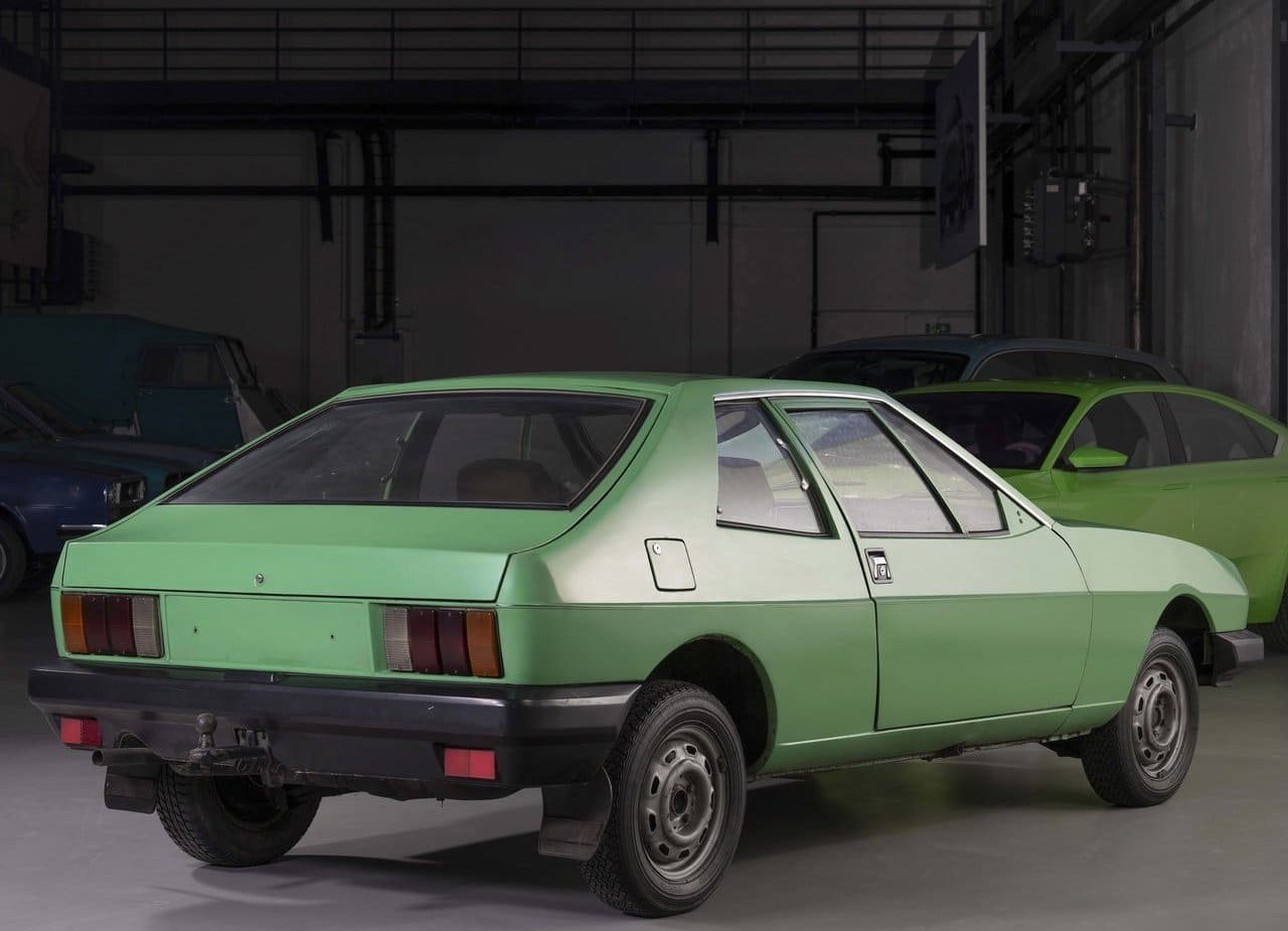 1977 - SKODA 763 CONCEPT, foto 2