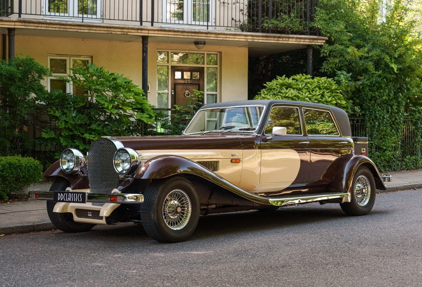 PANTHER DE VILLE V12, foto 1