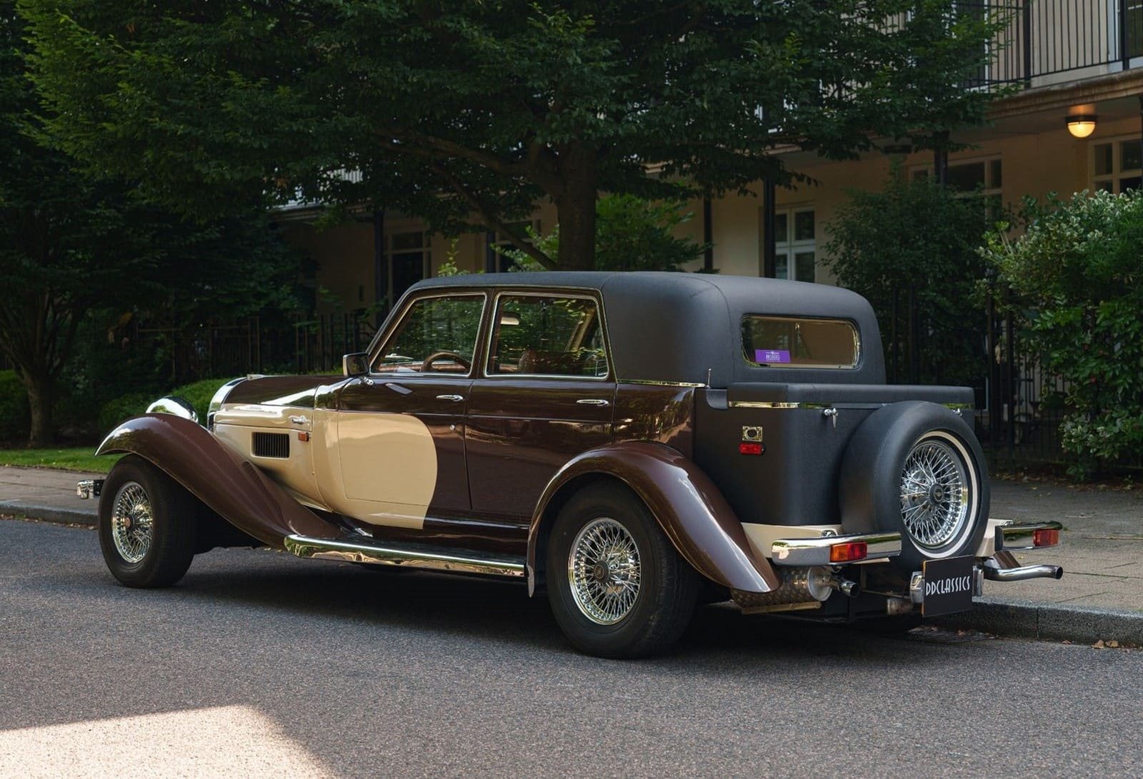 PANTHER DE VILLE V12, foto 4