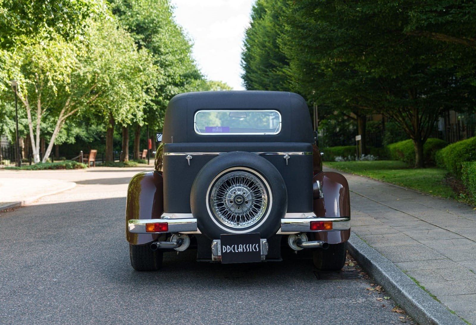 PANTHER DE VILLE V12, foto 6