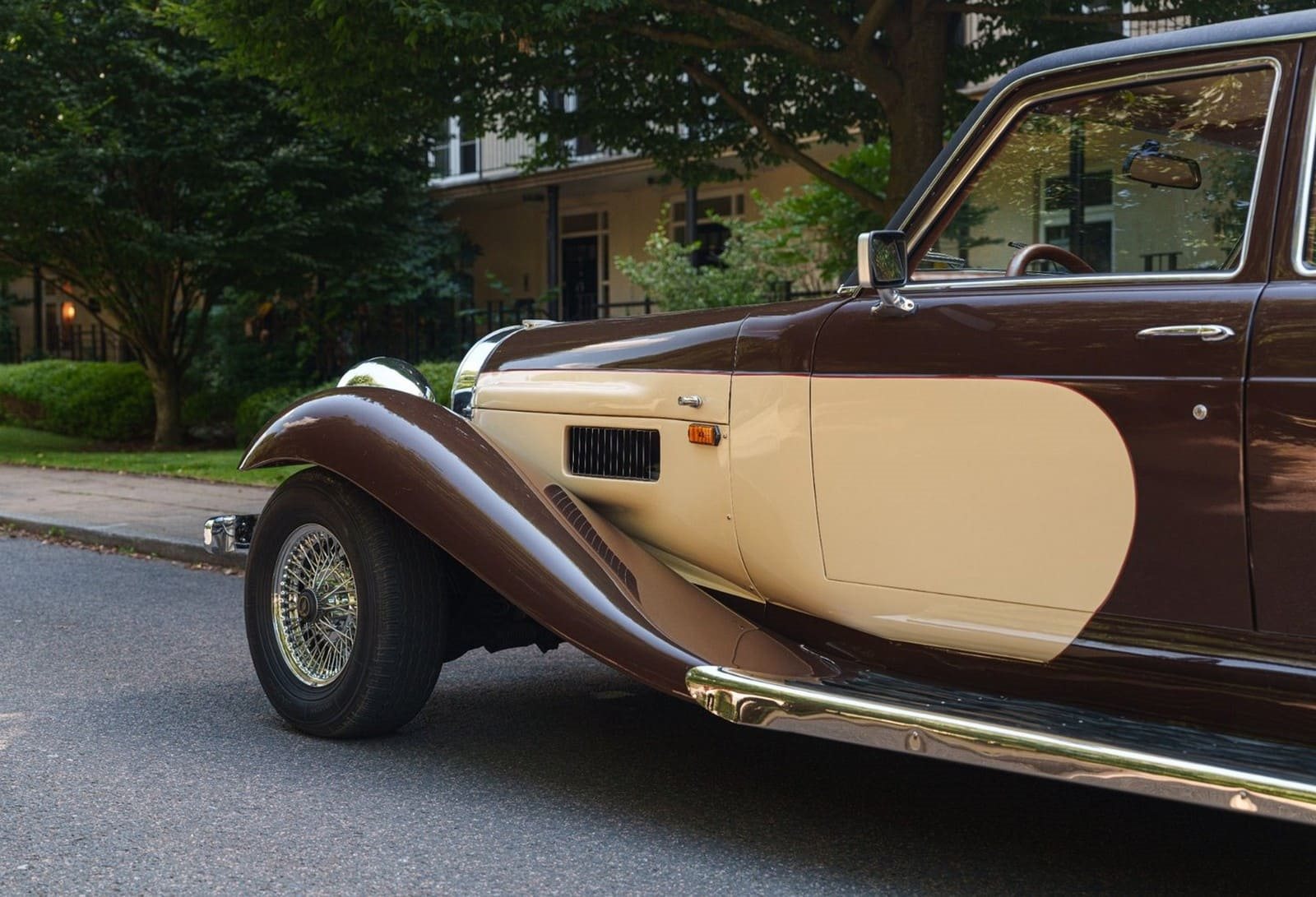 PANTHER DE VILLE V12, foto 11