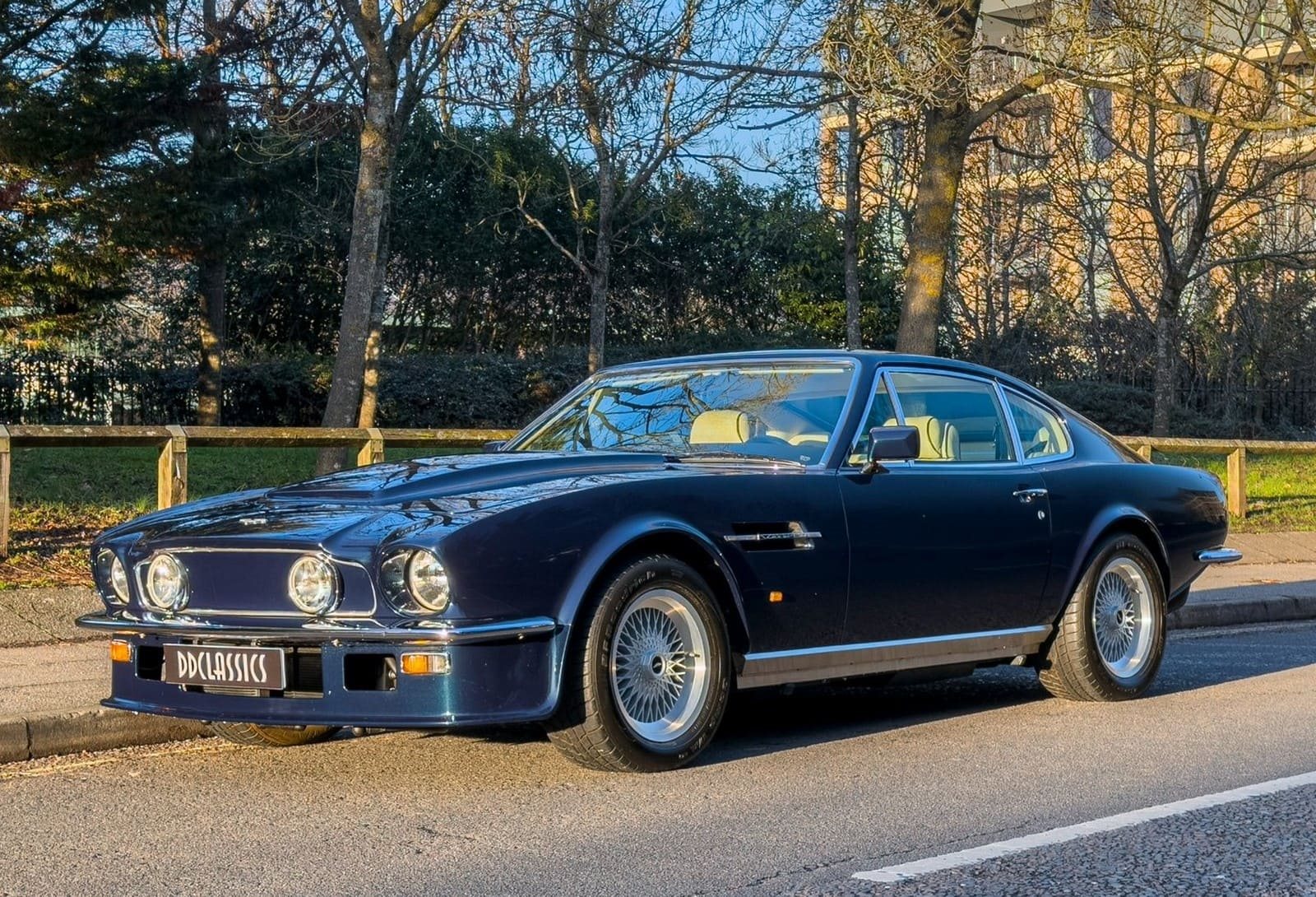 1987 - ASTON MARTIN V8 VANTAGE ROYAL BLUE, foto 1