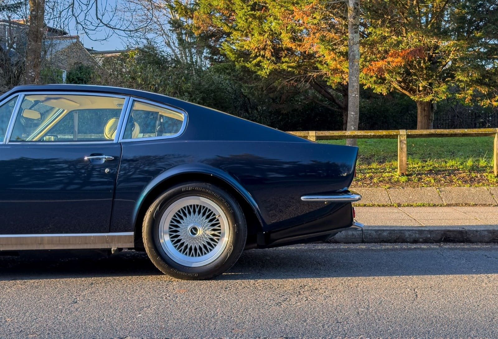 1987 - ASTON MARTIN V8 VANTAGE ROYAL BLUE, foto 10