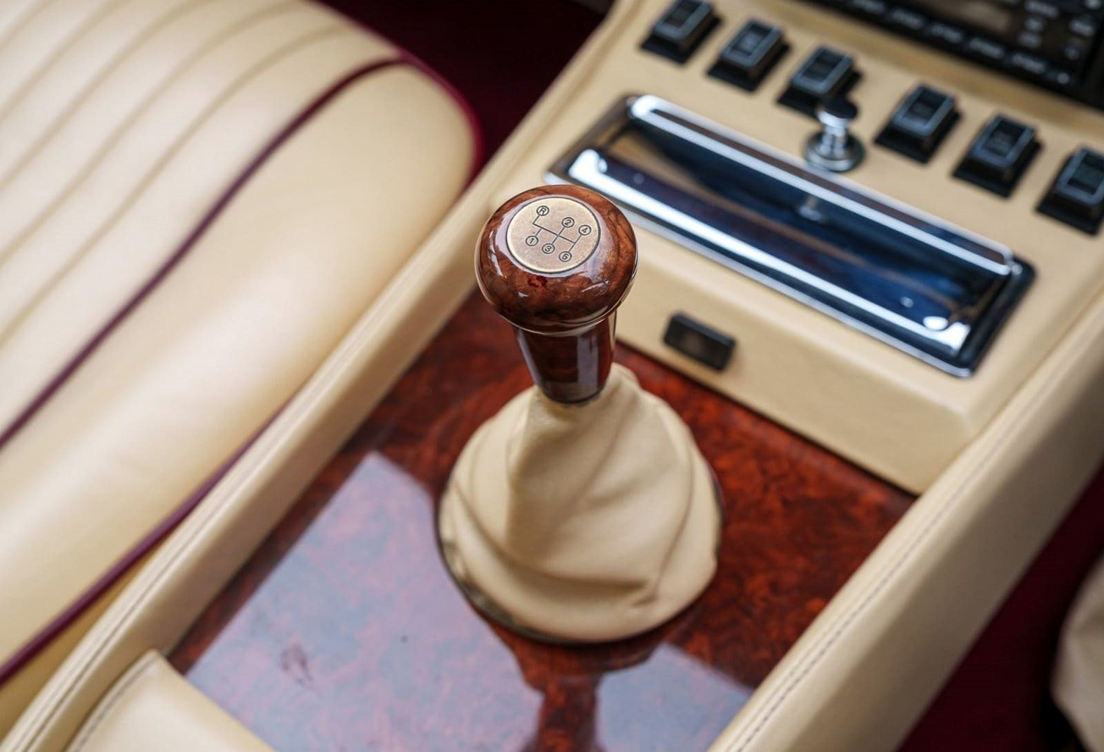 1987 - ASTON MARTIN V8 VANTAGE SUFFOLK RED, foto 20