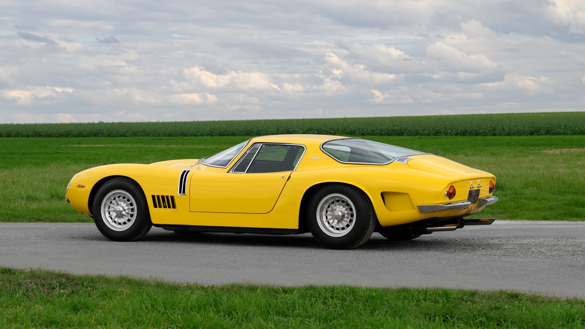 1968 - BIZZARRINI 5300 GT STRADA YELLOW, foto 2