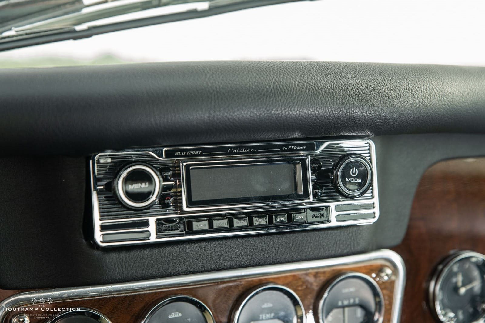 1965 - JENSEN C-V8 COUPE, foto 32