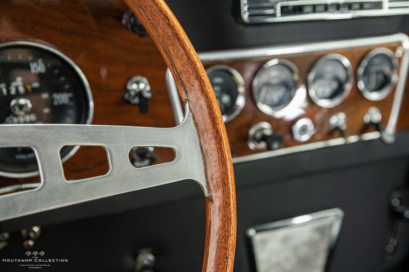 1965 - JENSEN C-V8 COUPE, foto 34