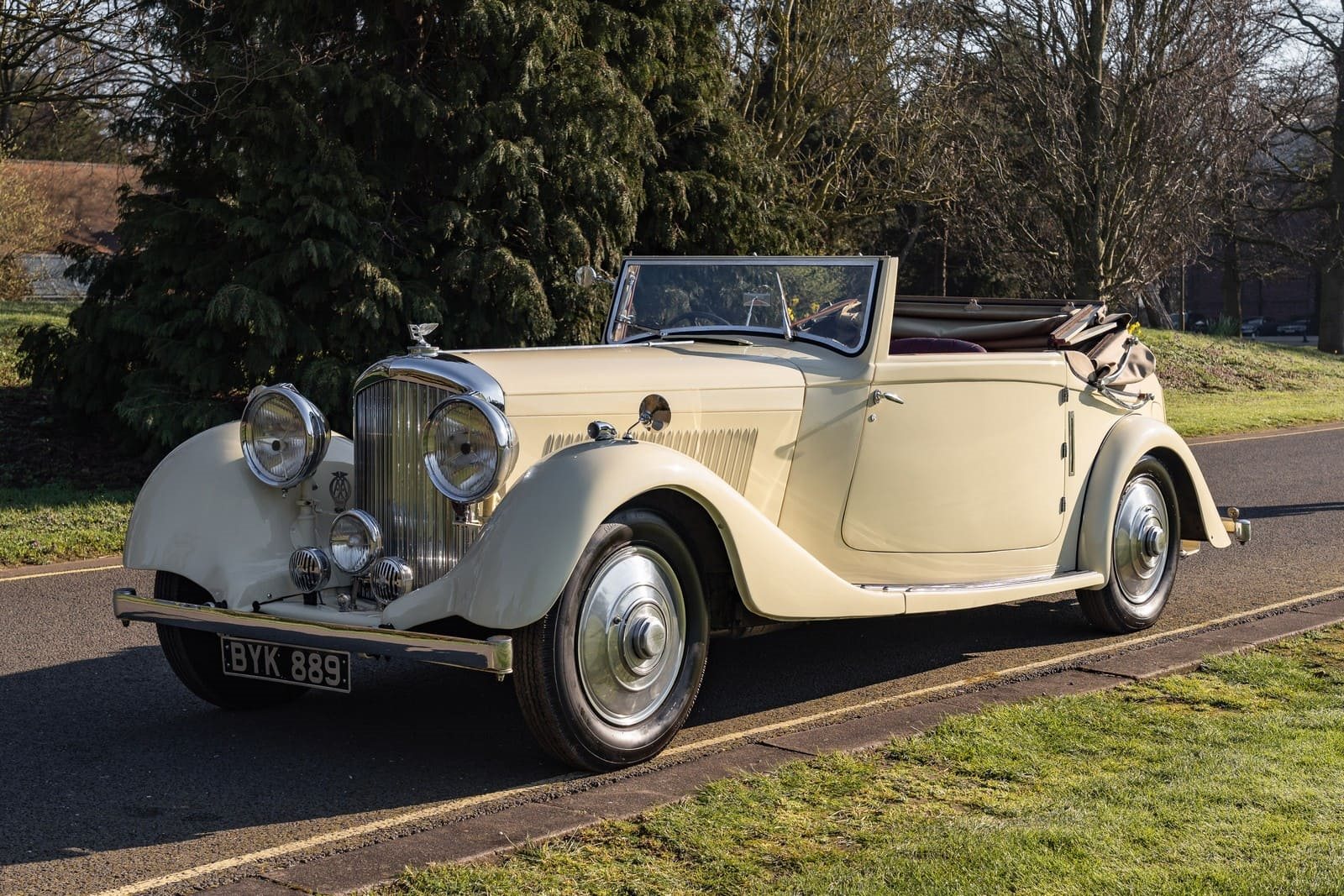 1935 - BENTLEY 3.5 LITRE PARK WARD DROPHEAD COUPÉ, foto 2