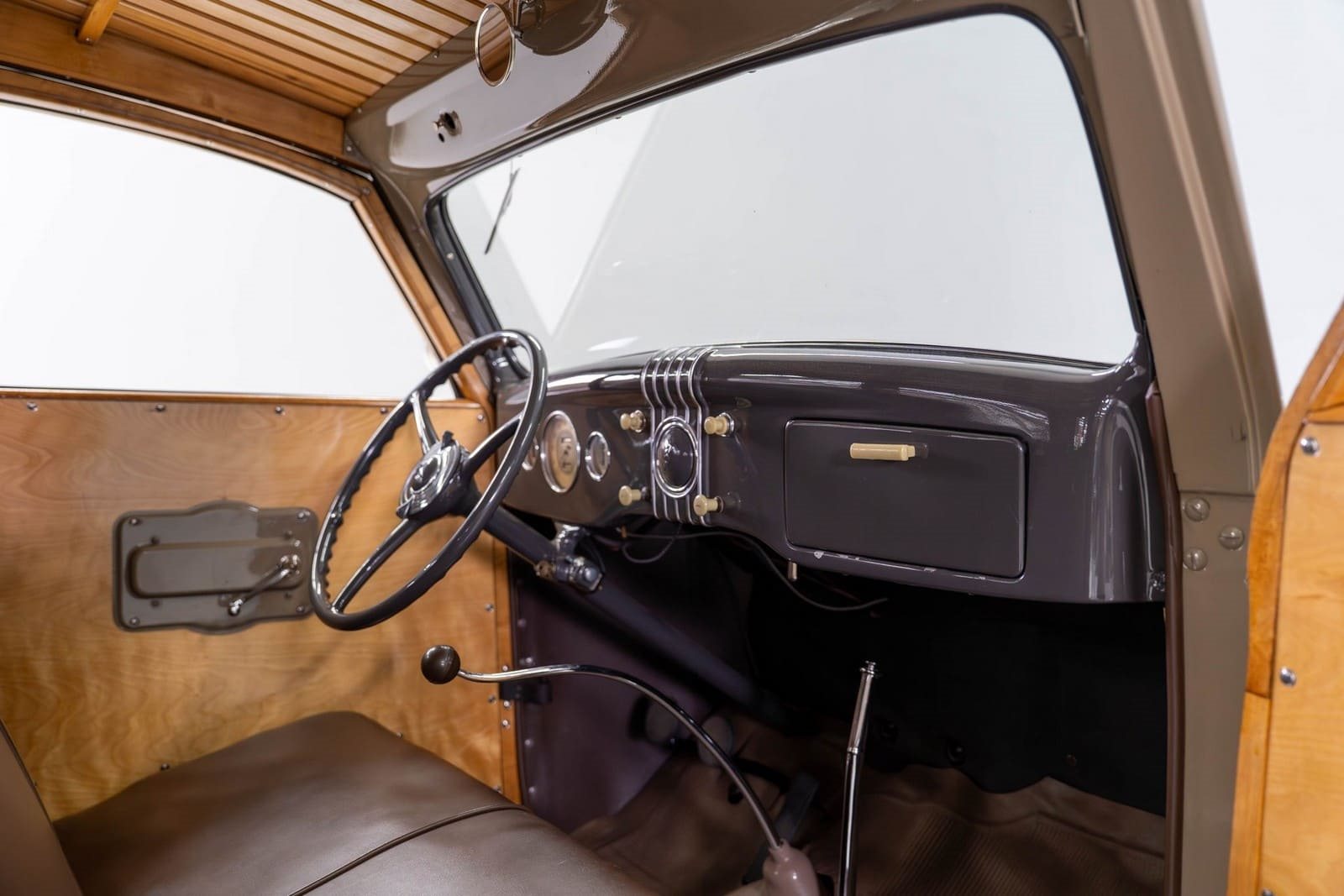 1935 - FORD MODEL 48 WOODY WAGON BROWN, foto 13
