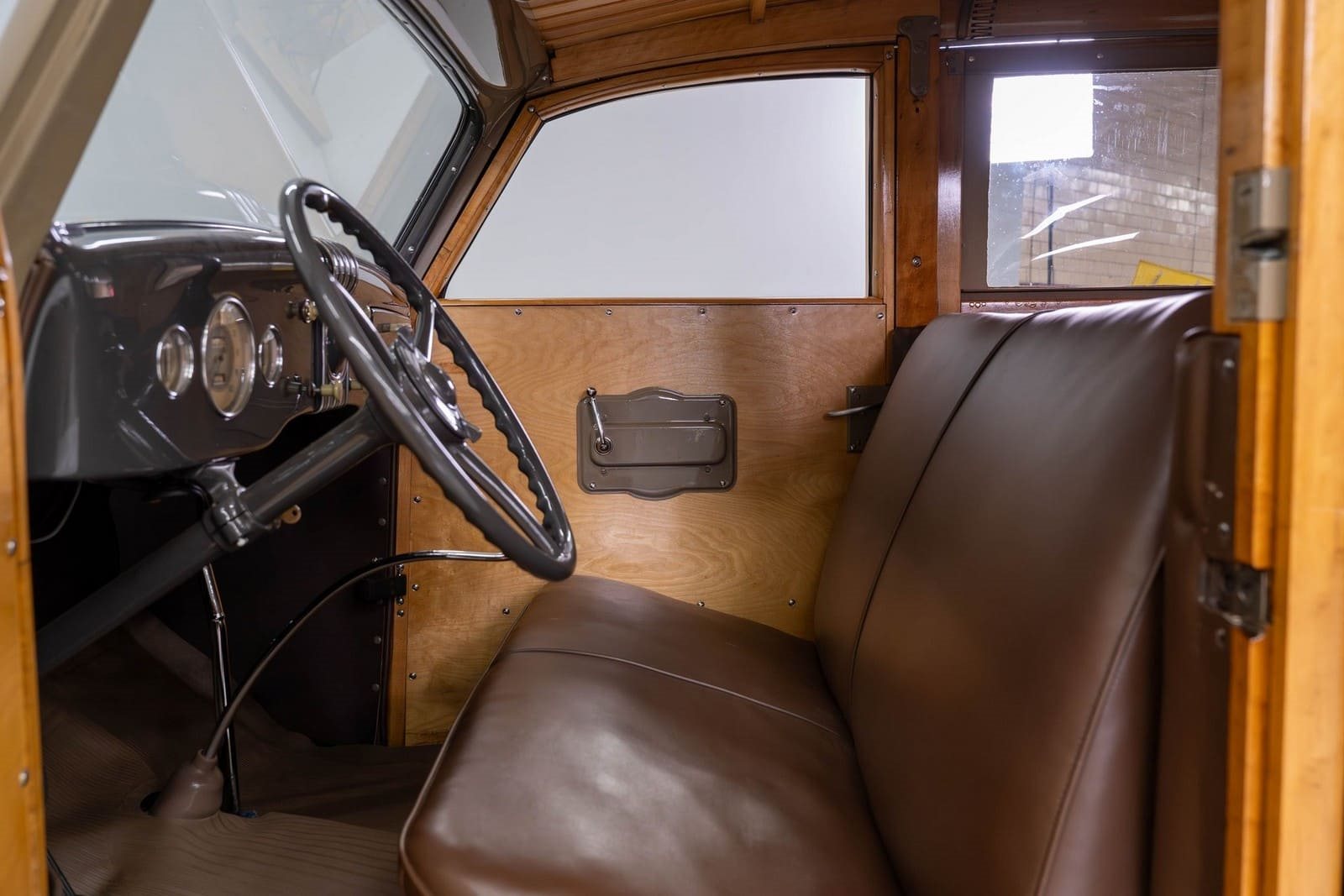 1935 - FORD MODEL 48 WOODY WAGON BROWN, foto 22