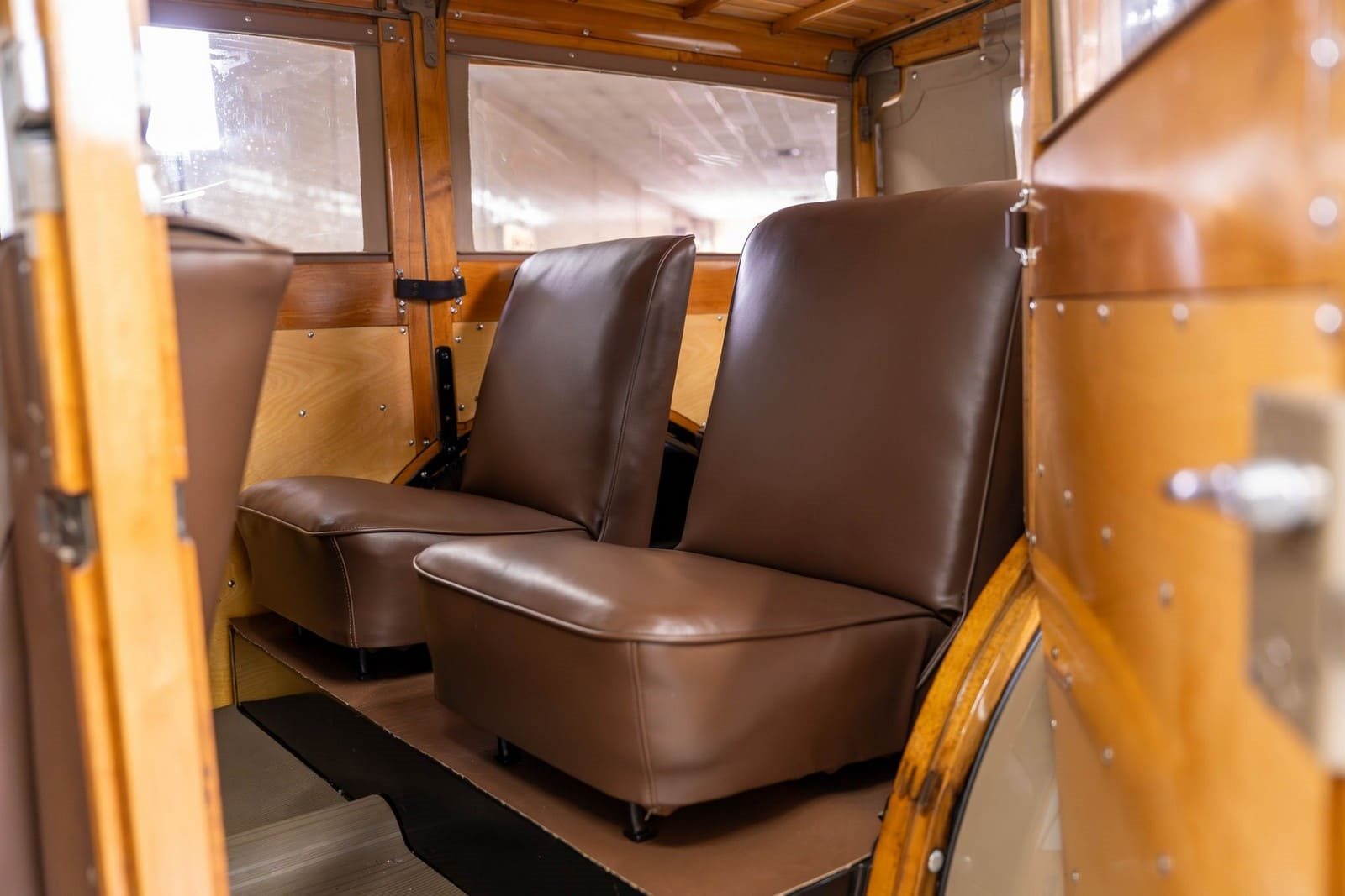 1935 - FORD MODEL 48 WOODY WAGON BROWN, foto 24