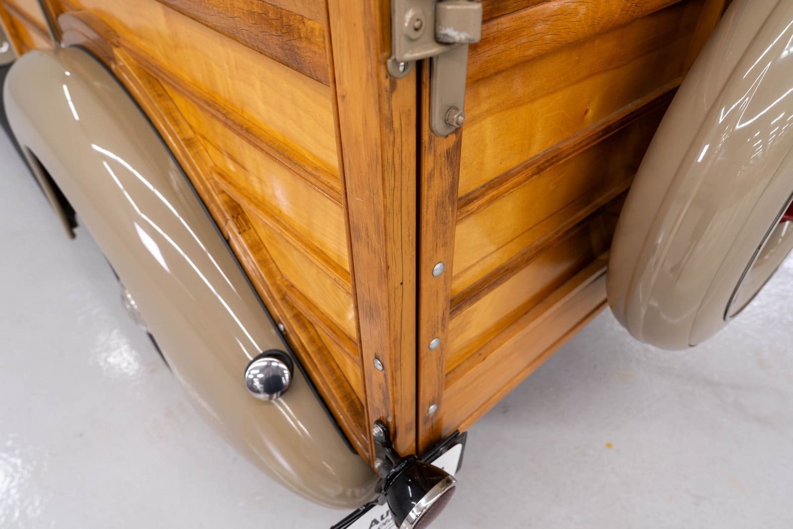 1935 - FORD MODEL 48 WOODY WAGON BROWN, foto 69