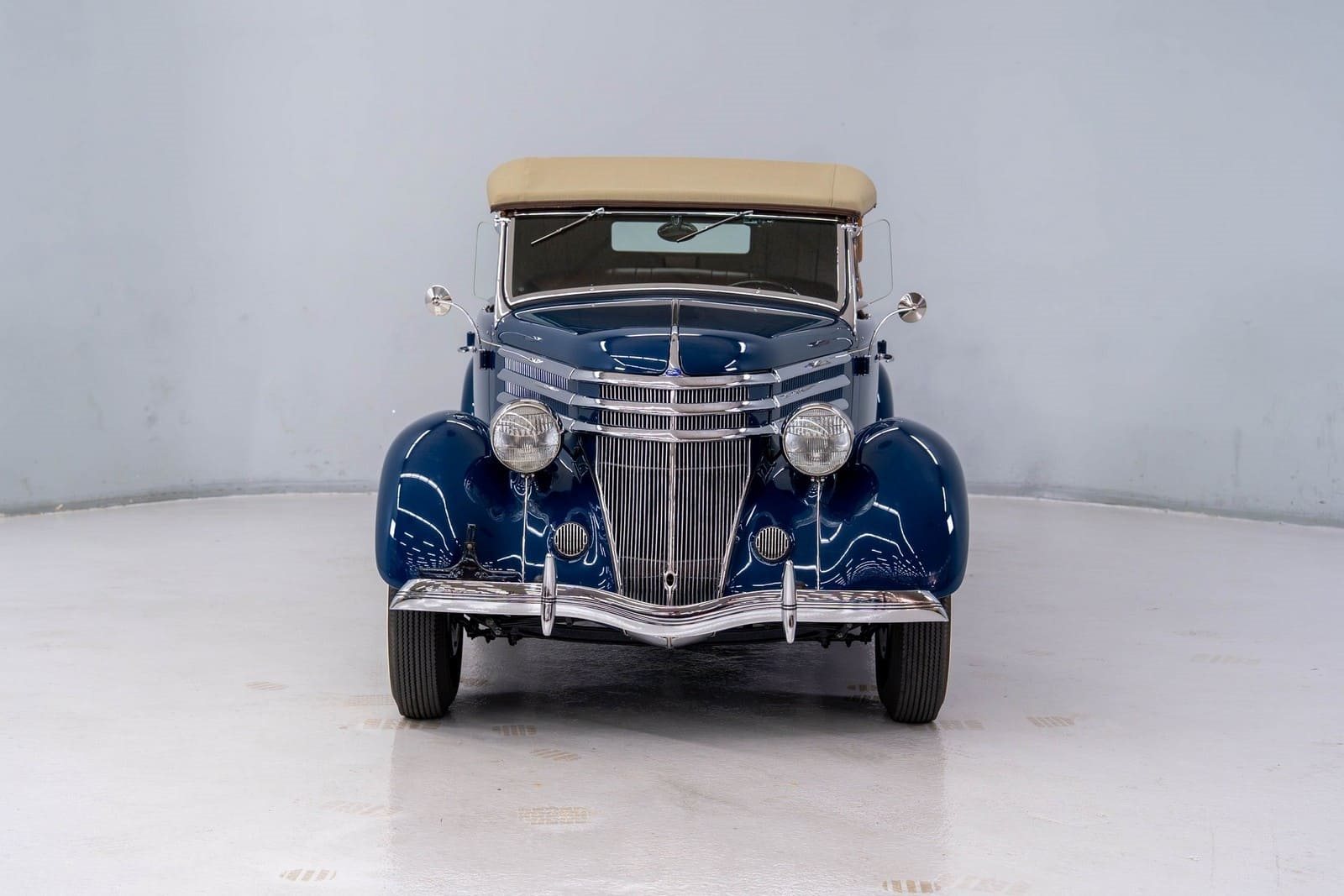 1936 - FORD MODEL 68 DELUXE PHAETON, foto 4