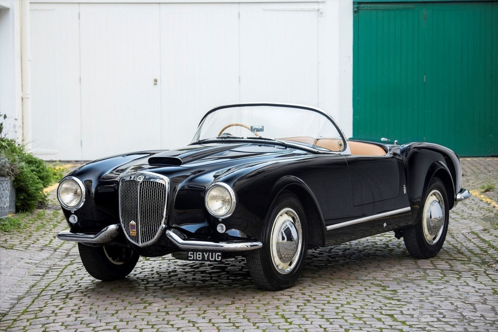 1955 - LANCIA AURELIA B24 SPIDER AMERICA BLACK, foto 1