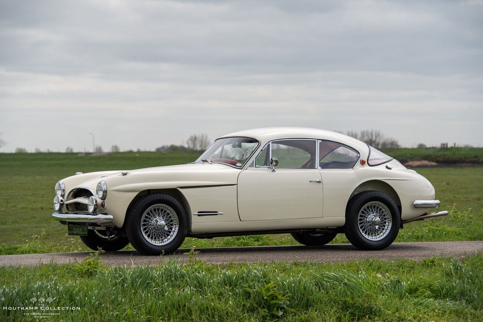 1956 - JENSEN 541 COUPE WHITE, foto 2