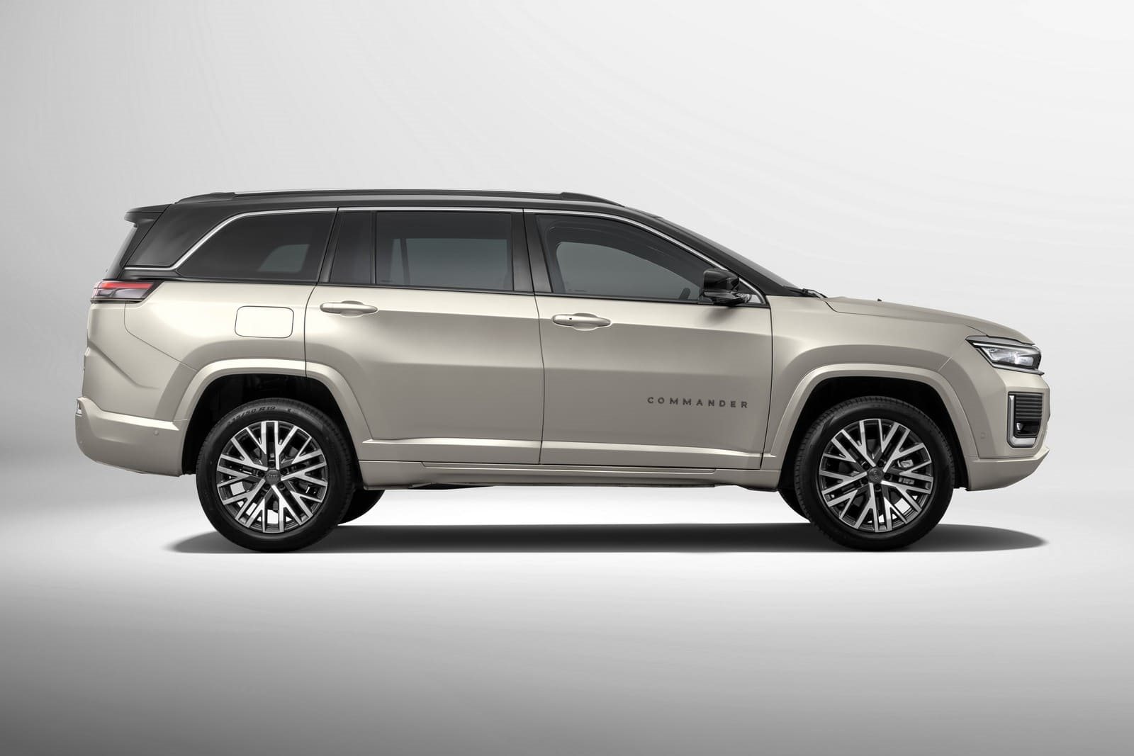 2027 - JEEP COMMANDER OVERLAND, foto 16