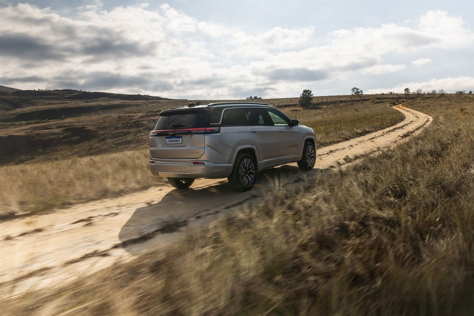 2027 - JEEP COMMANDER OVERLAND, foto 28