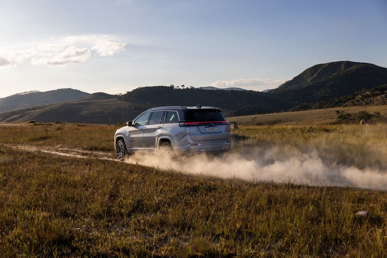 2027 - JEEP COMMANDER OVERLAND, foto 38