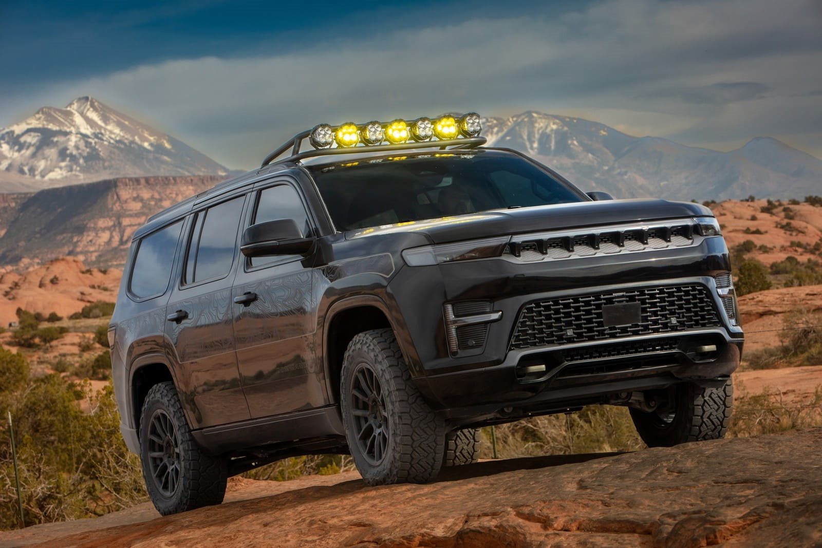 2026 - JEEP GRAND WAGONEER COMMANDER CONCEPT, foto 2