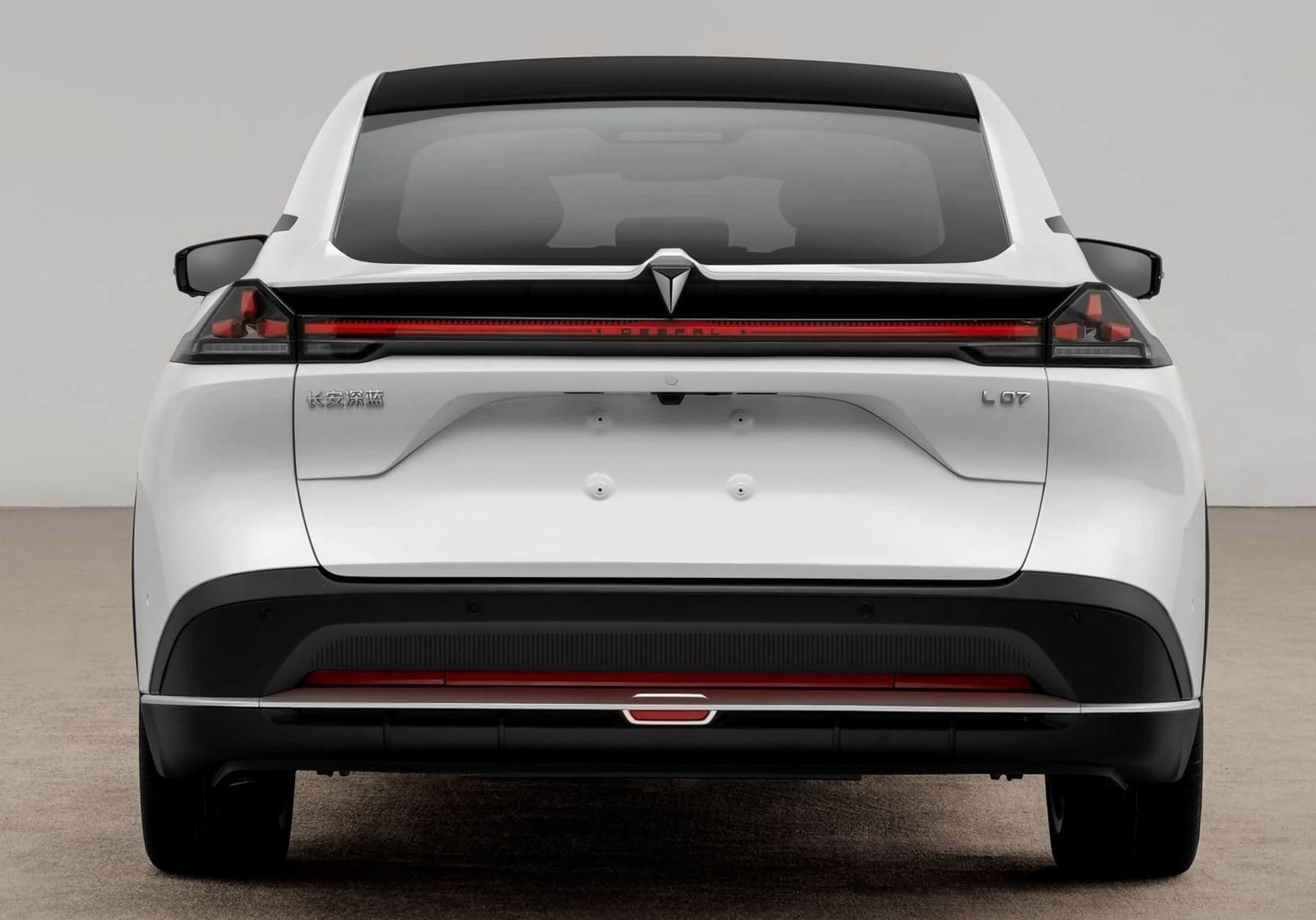 CHANGAN DEEPAL L07, foto 2