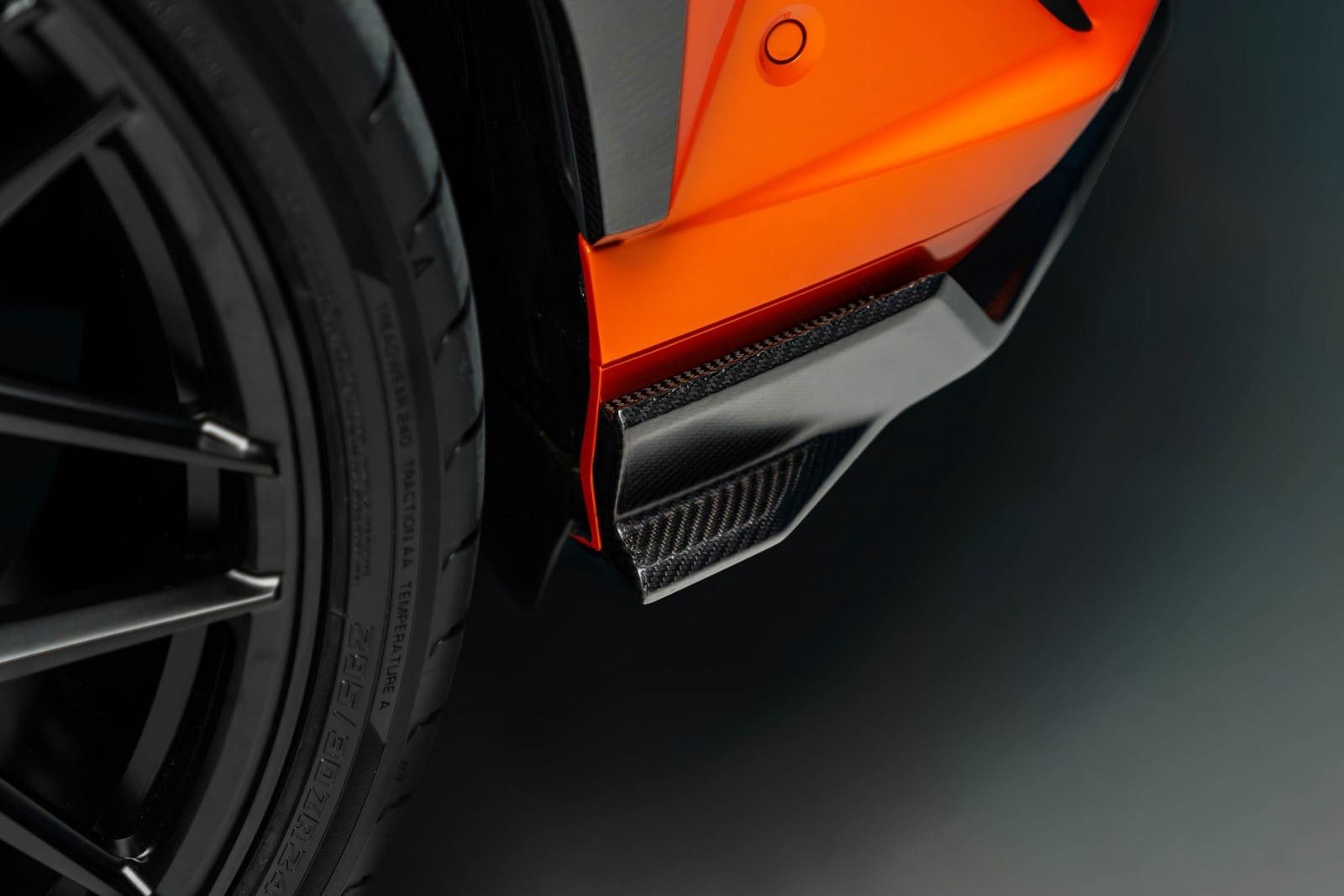2026 - LAMBORGHINI URUS SE WIDETRACK BY URBAN AUTOMOTIVE, foto 25