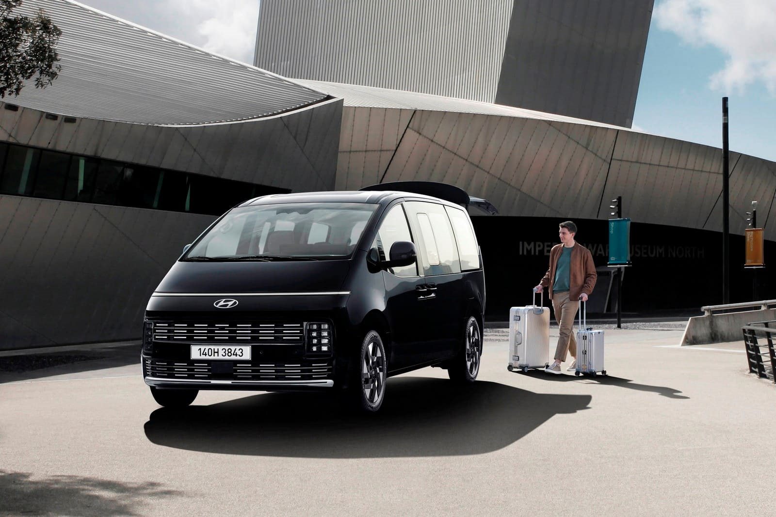 HYUNDAI STARIA LOUNGE, foto 1