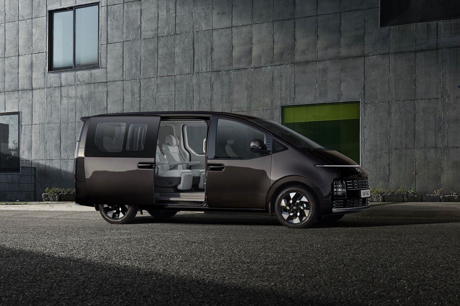 HYUNDAI STARIA LOUNGE, foto 3